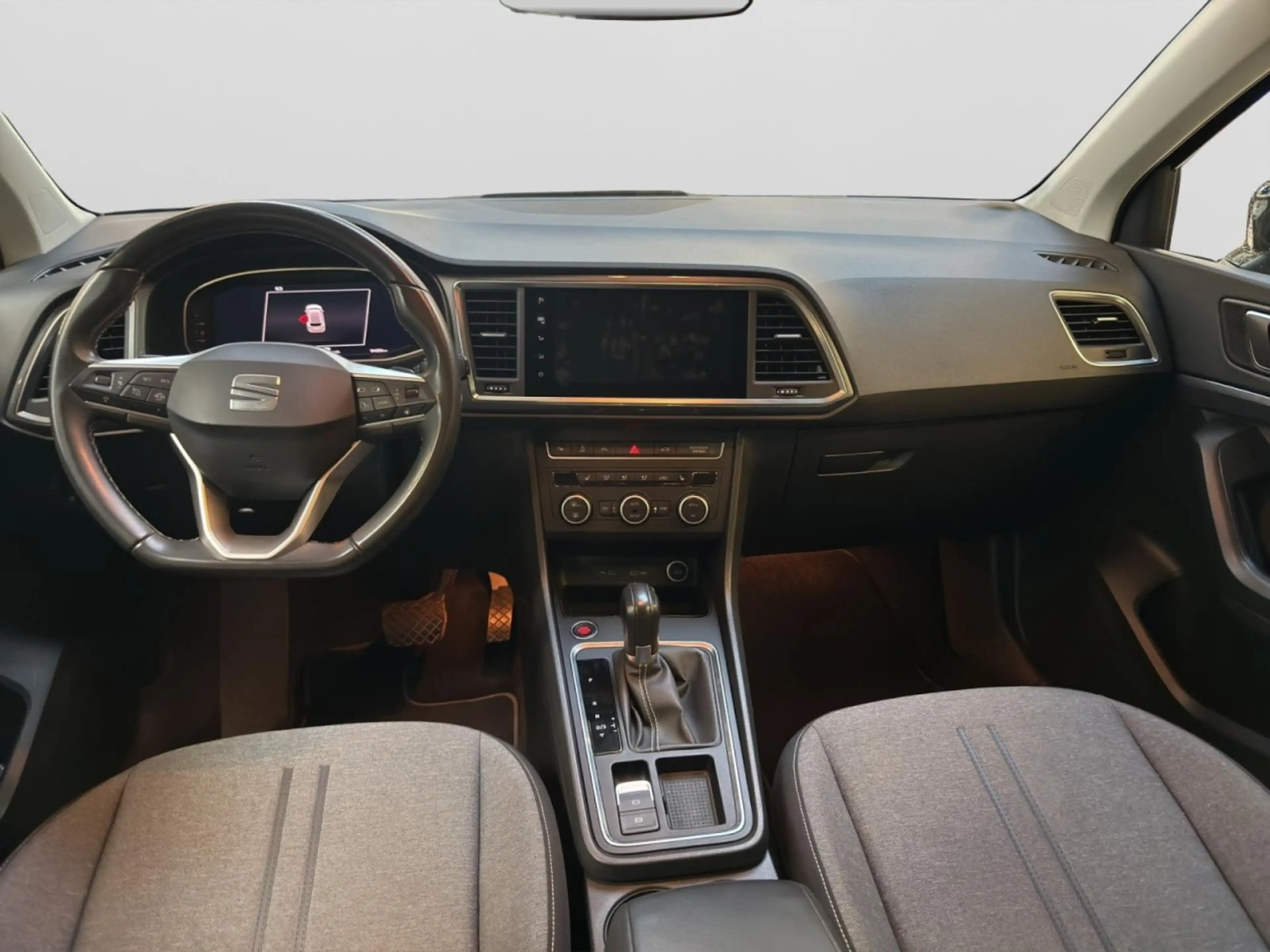 SEAT Ateca Style 1.5 TSI ACT 110 kW SHZ,AHK, LED Klima Navi — photo 13