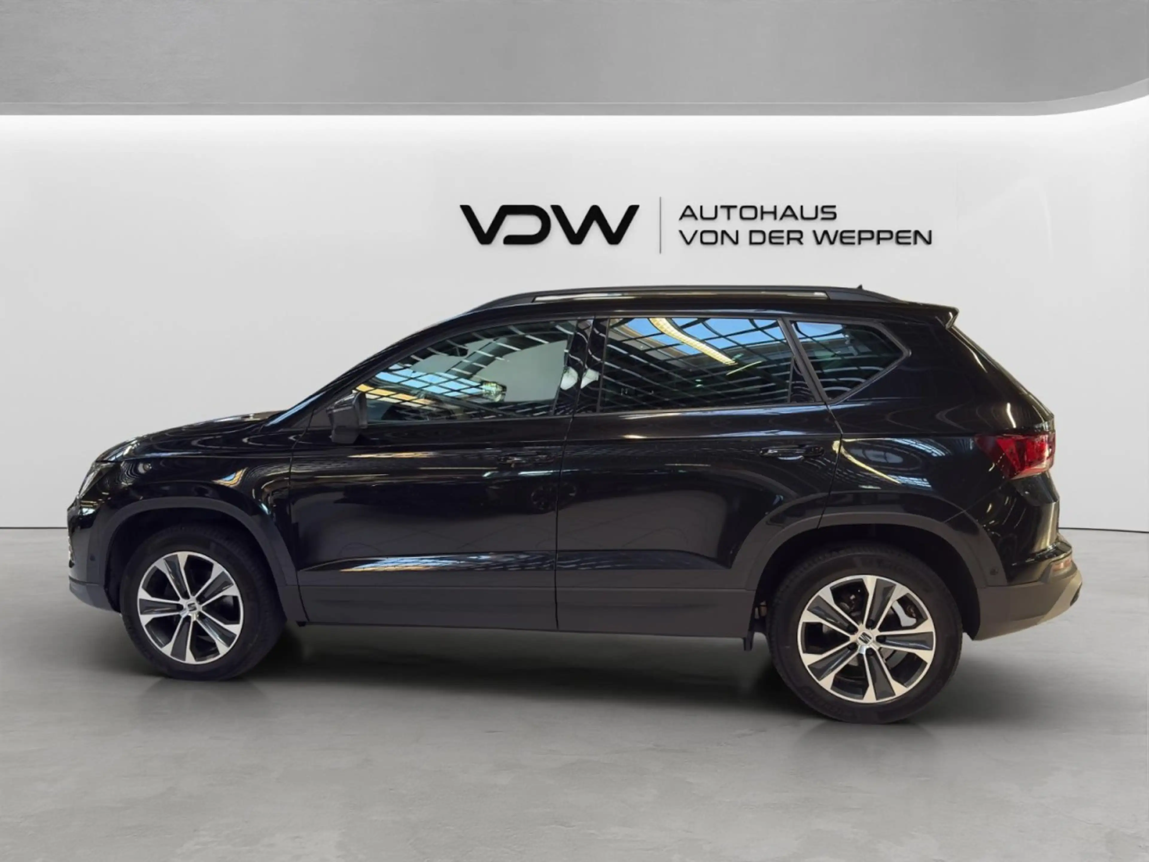 SEAT Ateca Style 1.5 TSI ACT 110 kW SHZ,AHK, LED Klima Navi — photo 3