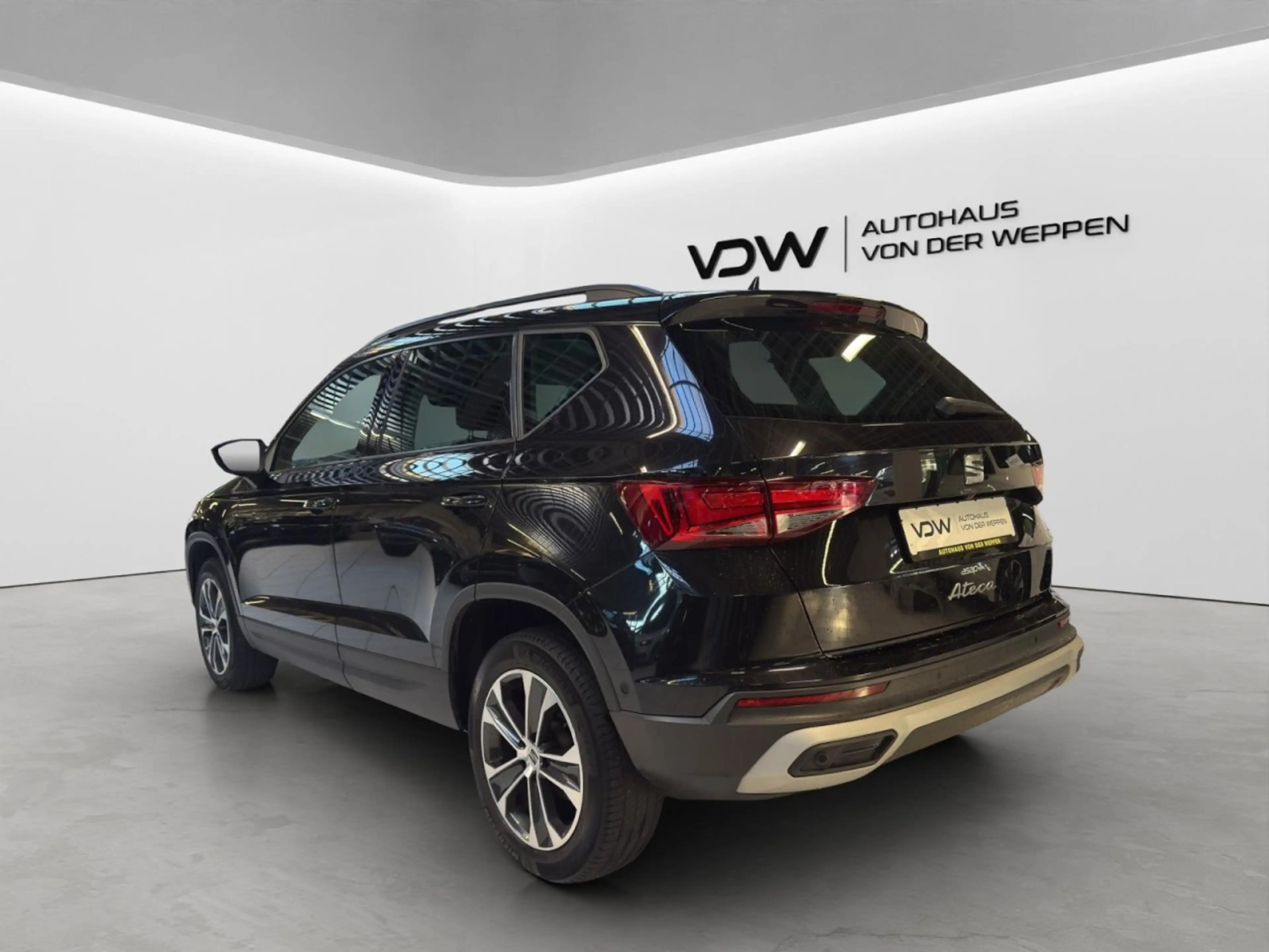 SEAT Ateca Style 1.5 TSI ACT 110 kW SHZ,AHK, LED Klima Navi — photo 5