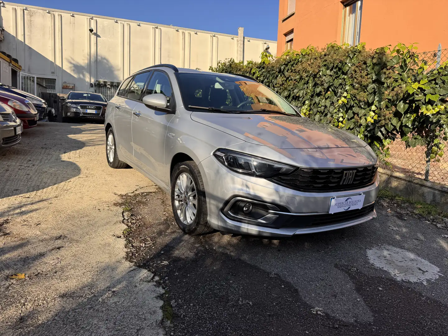 Fiat Tipo Tipo SW II 2021 SW 1.6 mjt Business s Silber - 2