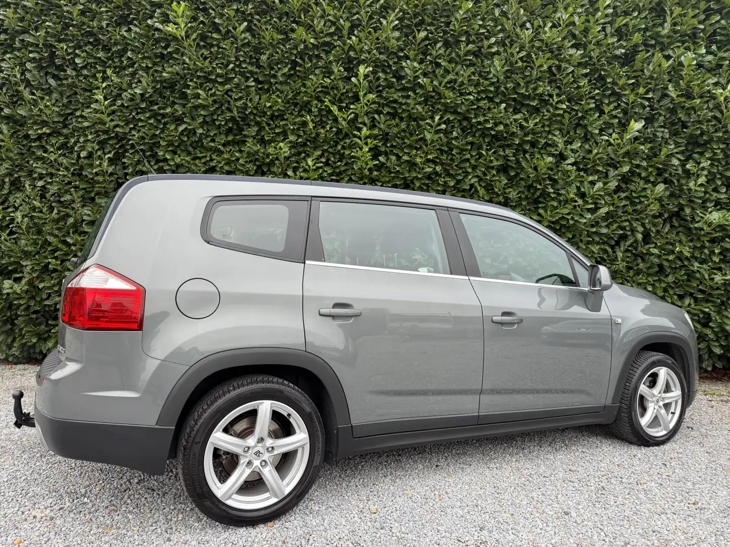 Chevrolet Orlando 1.8 LTZ 7P | NWE APK | AIRCO|NAVI|TREKHAAK Grau - 2