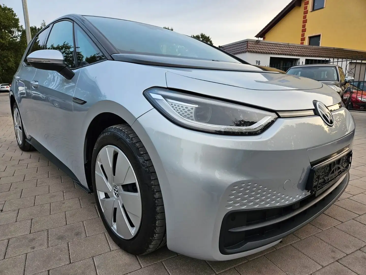 Volkswagen ID.3 150 kW Pro Performance Business Ezüst - 1