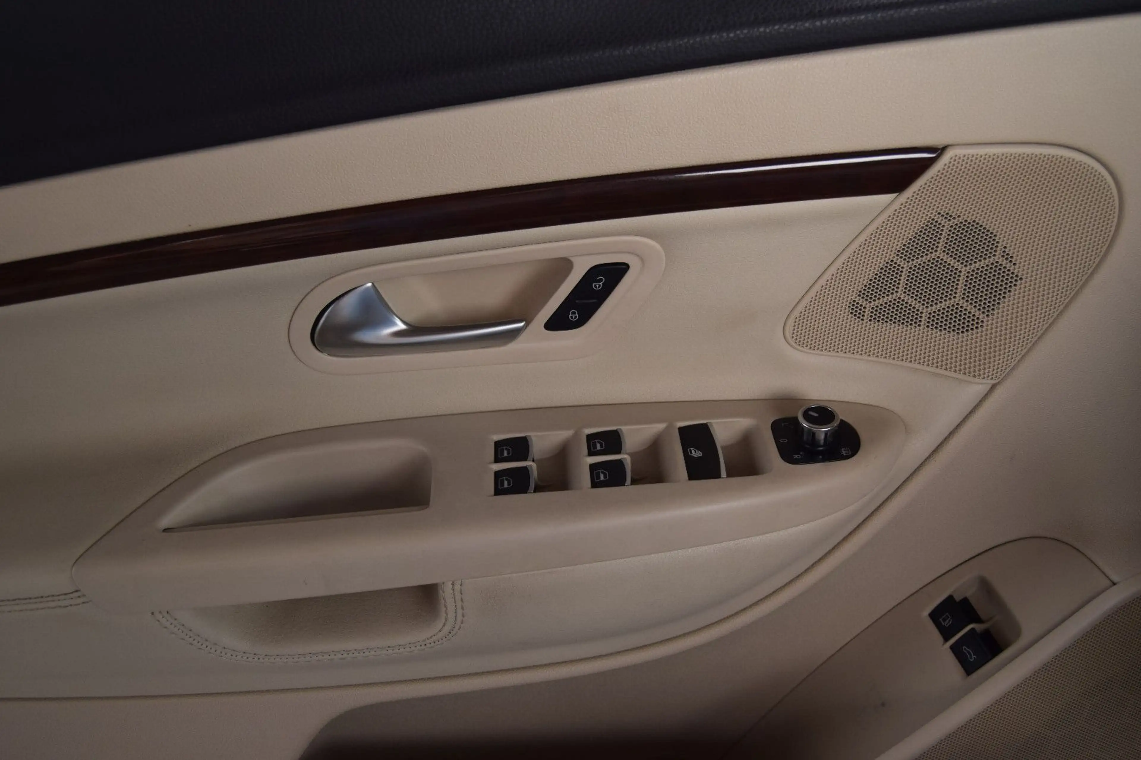 Volkswagen Eos !AUTOMATIK! Exclusive,Navi,Leder,Sitzh,Parks — photo 8