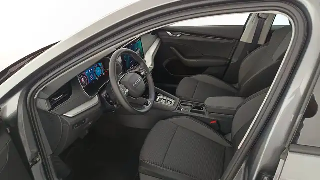 Skoda Octavia view 9