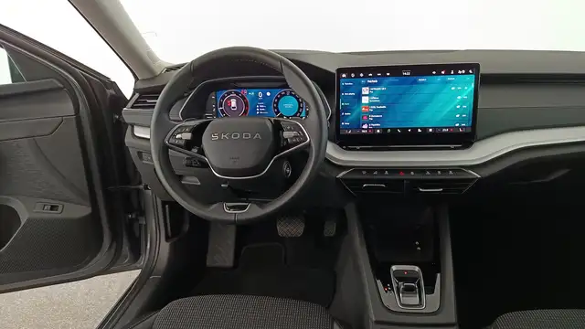 Skoda Octavia view 12