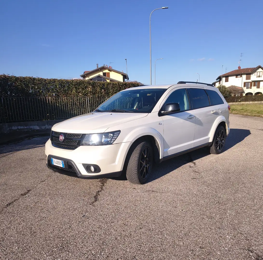Fiat Freemont 2.0 mjt 16v Black Code 4x4 170cv auto - 1