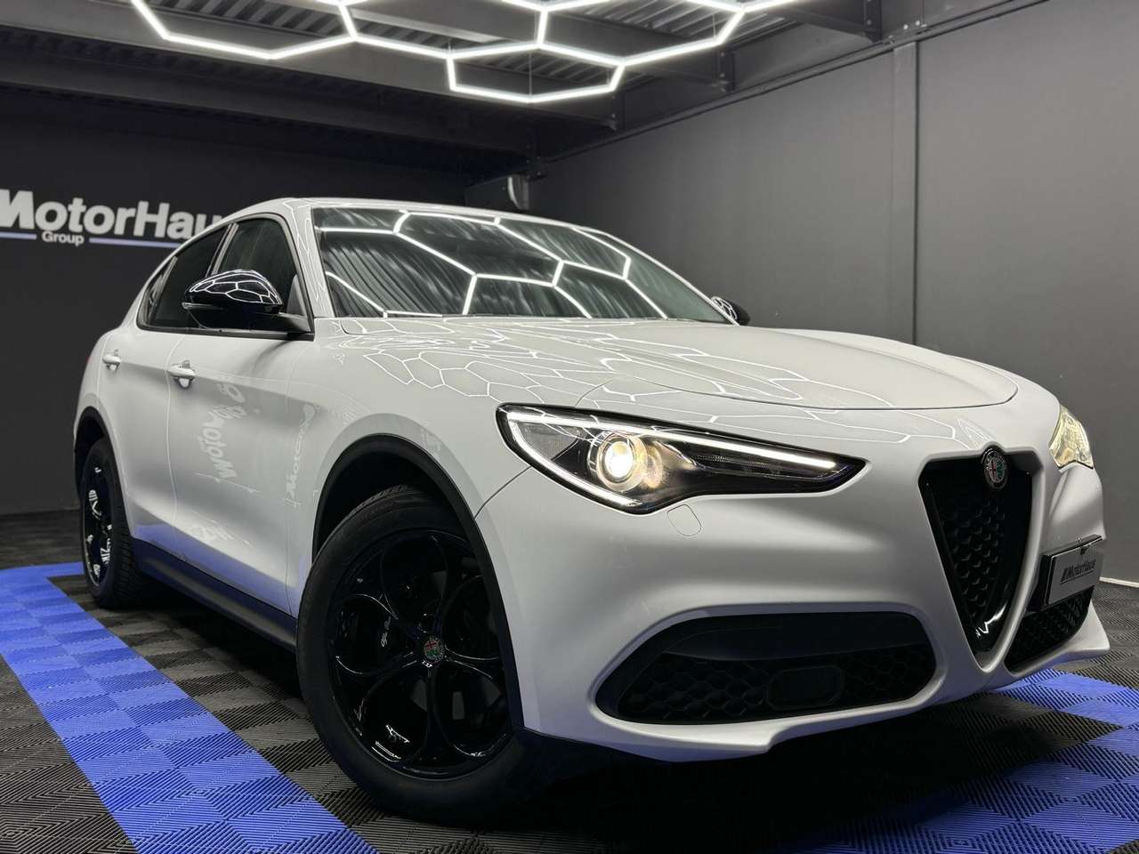 Alfa Romeo Stelvio 2.2 t Business 160cv