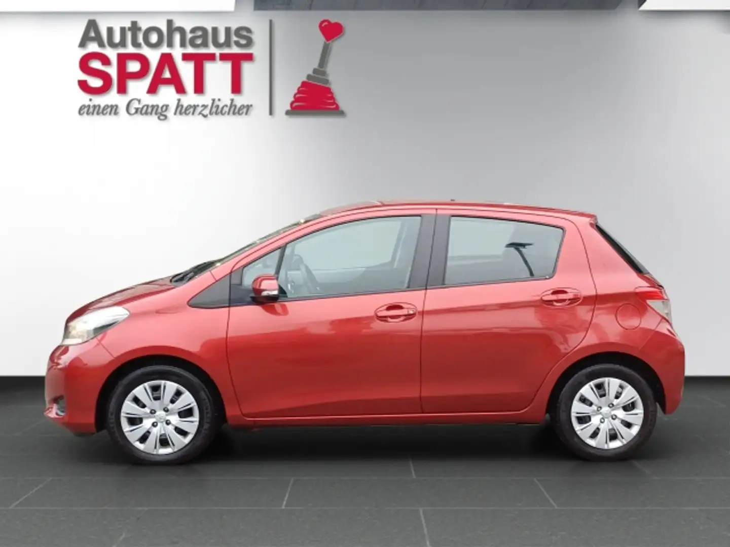 Toyota Yaris Yaris 1,33 Dual-VVT-i Lounge !! Neuzugang !! Rot - 2
