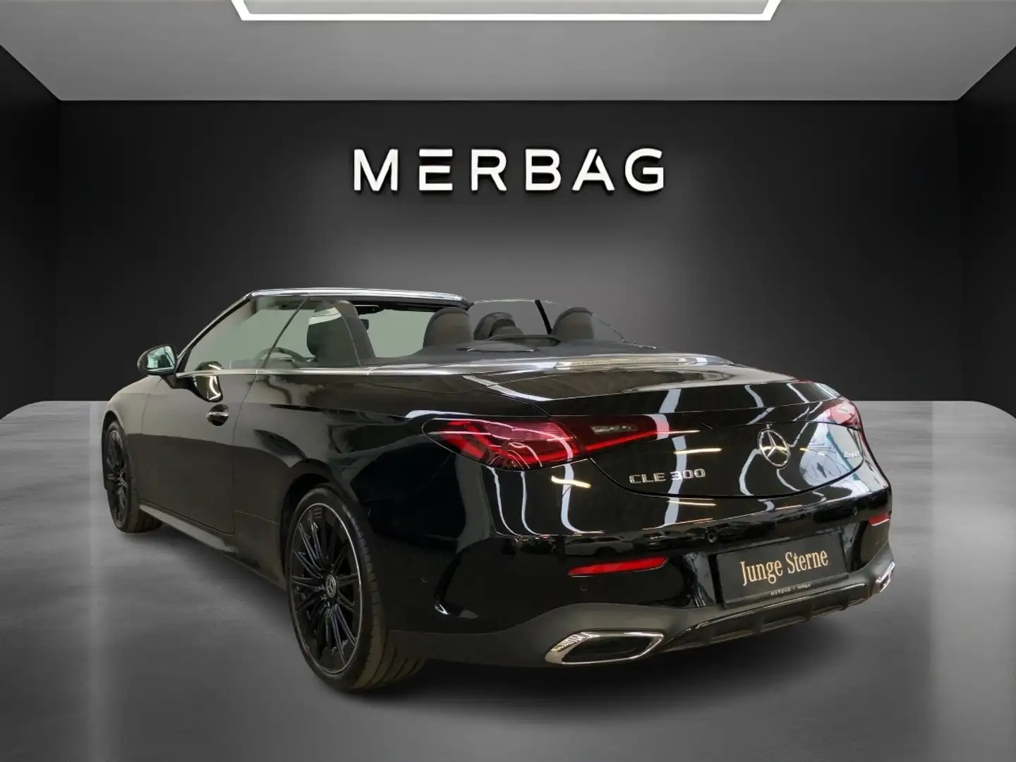 Mercedes-Benz C 30 AMG CLE 300 4MATIC Cabriolet AMG Line Premium Чорний - 2