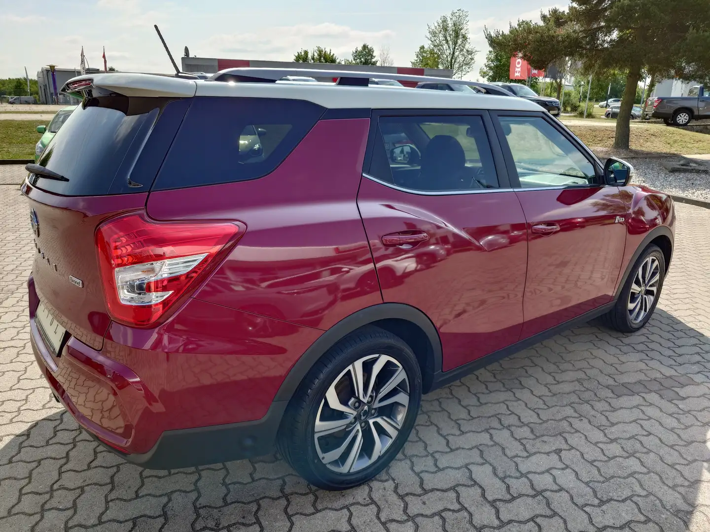 SsangYong Tivoli 1.5 T-GDi 2WD Grand Fizz,Navi+Lenkradheizung! 1.Hd Rouge - 2