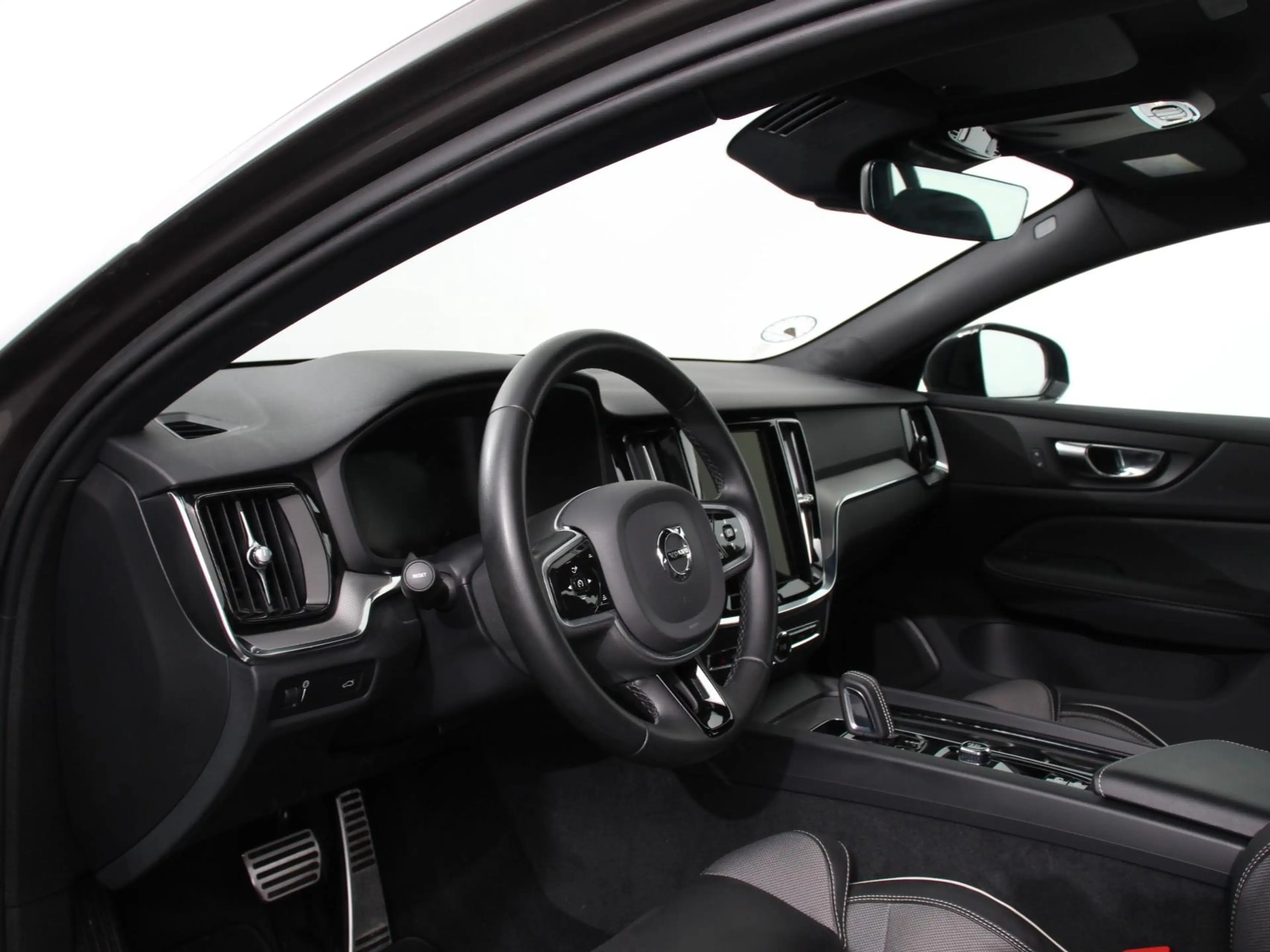 Volvo V60 2.0 B4 R-Design Navigatie Camera Climate Control P — photo 2