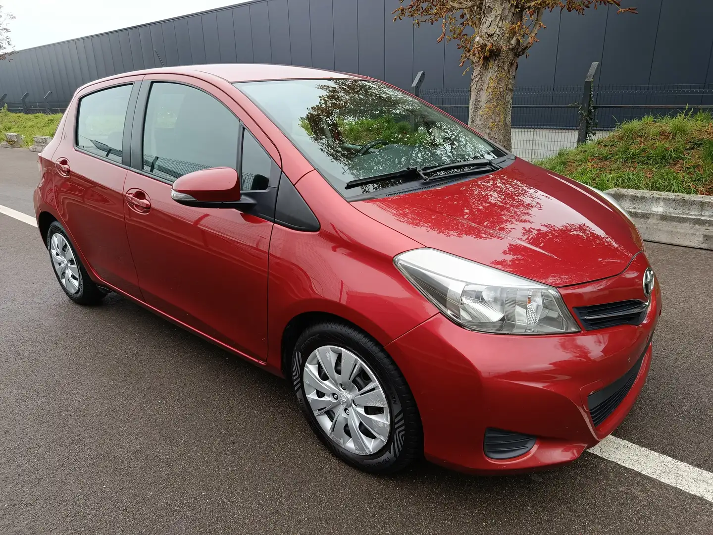 Toyota Yaris Yaris 1.4 D-4D Active DPF Rosso - 2