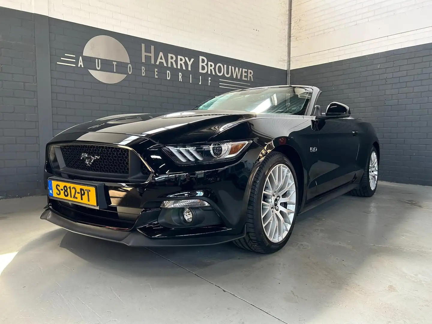 Ford Mustang Convertible 5.0 GT Automaat, geen USA import, 1e e Zwart - 2