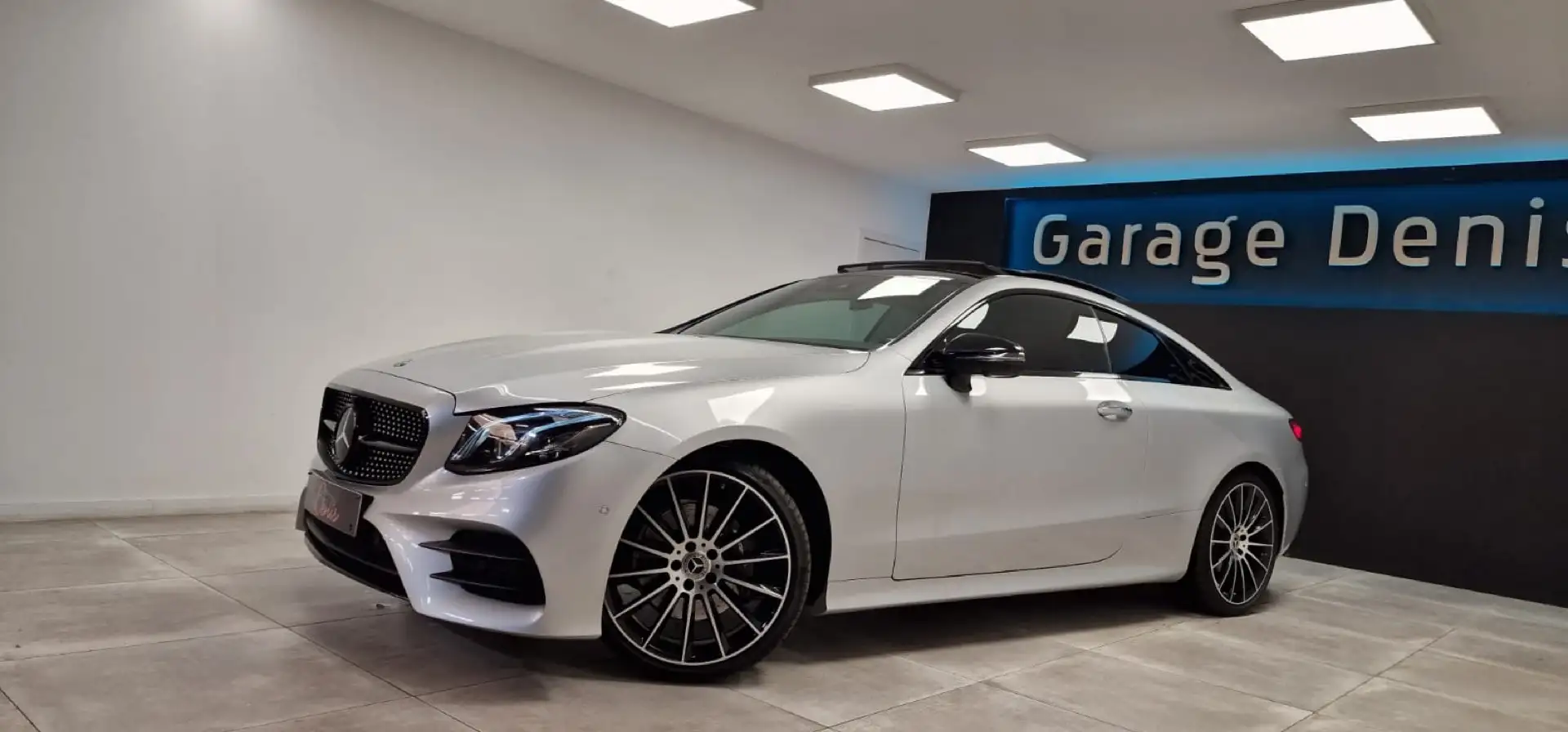 Mercedes-Benz E 220 d  PACK AMG**GPS+CAMERA**TOIT-PANO*LED**CUIR Gris - 1