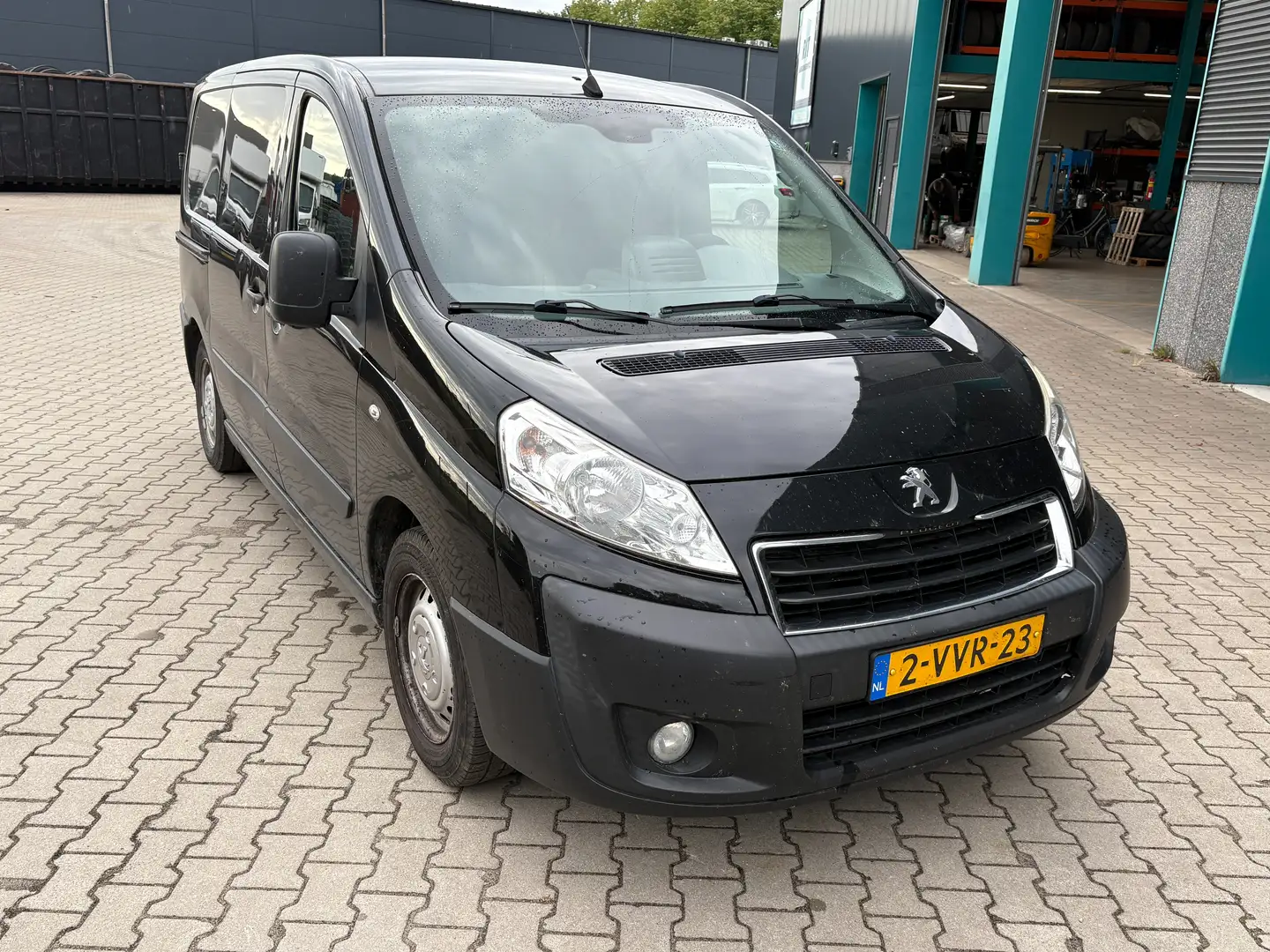 Peugeot Expert Expert 227 2.0 HDI L1H1, turbo DEFECT Zwart - 2