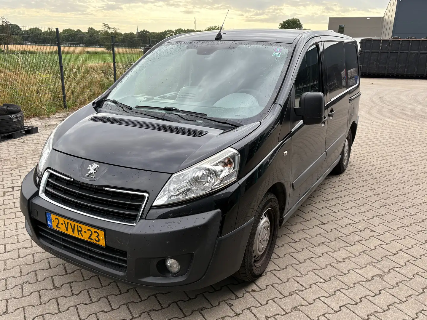 Peugeot Expert Expert 227 2.0 HDI L1H1, turbo DEFECT Zwart - 1
