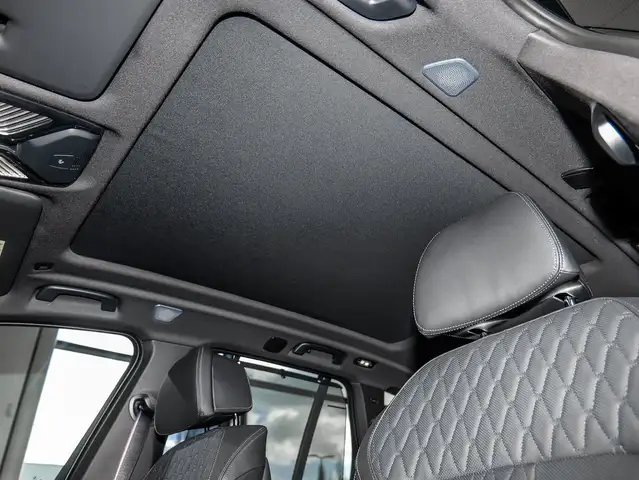 BMW X5 view 6