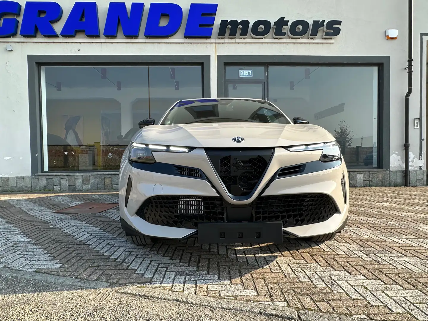 Alfa Romeo Junior Junior 1.2 ibrida Speciale 136cv edct6 Beige - 2