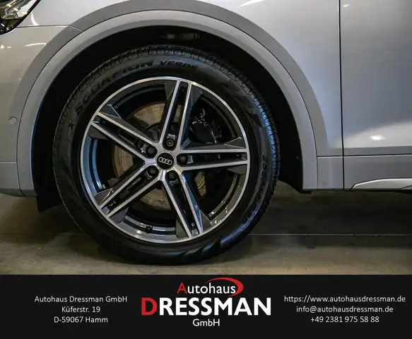 Audi SQ5 view 8