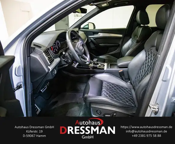 Audi SQ5 view 10