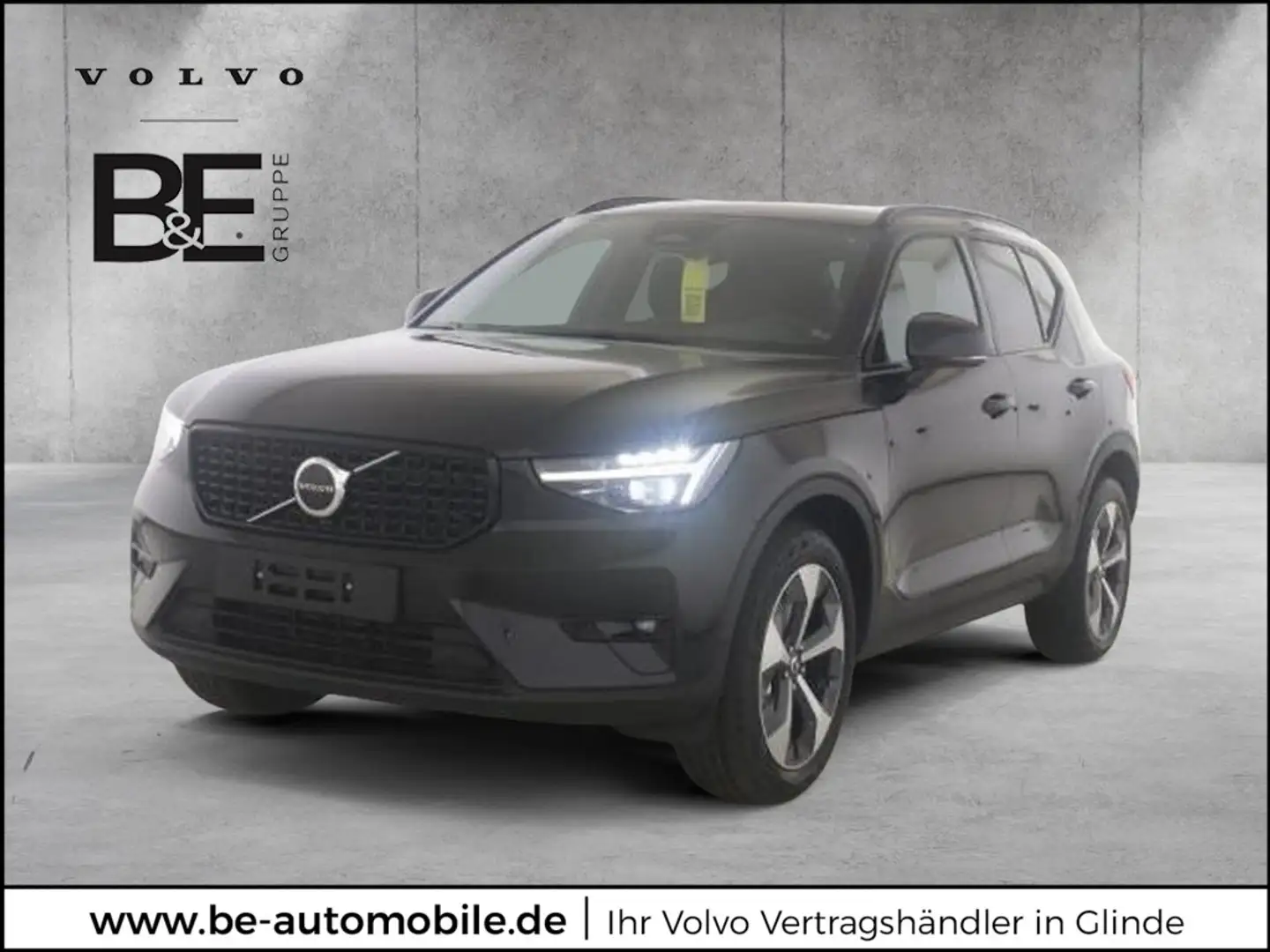Volvo XC40 2.0 Plus Dark 2WD Noir - 1