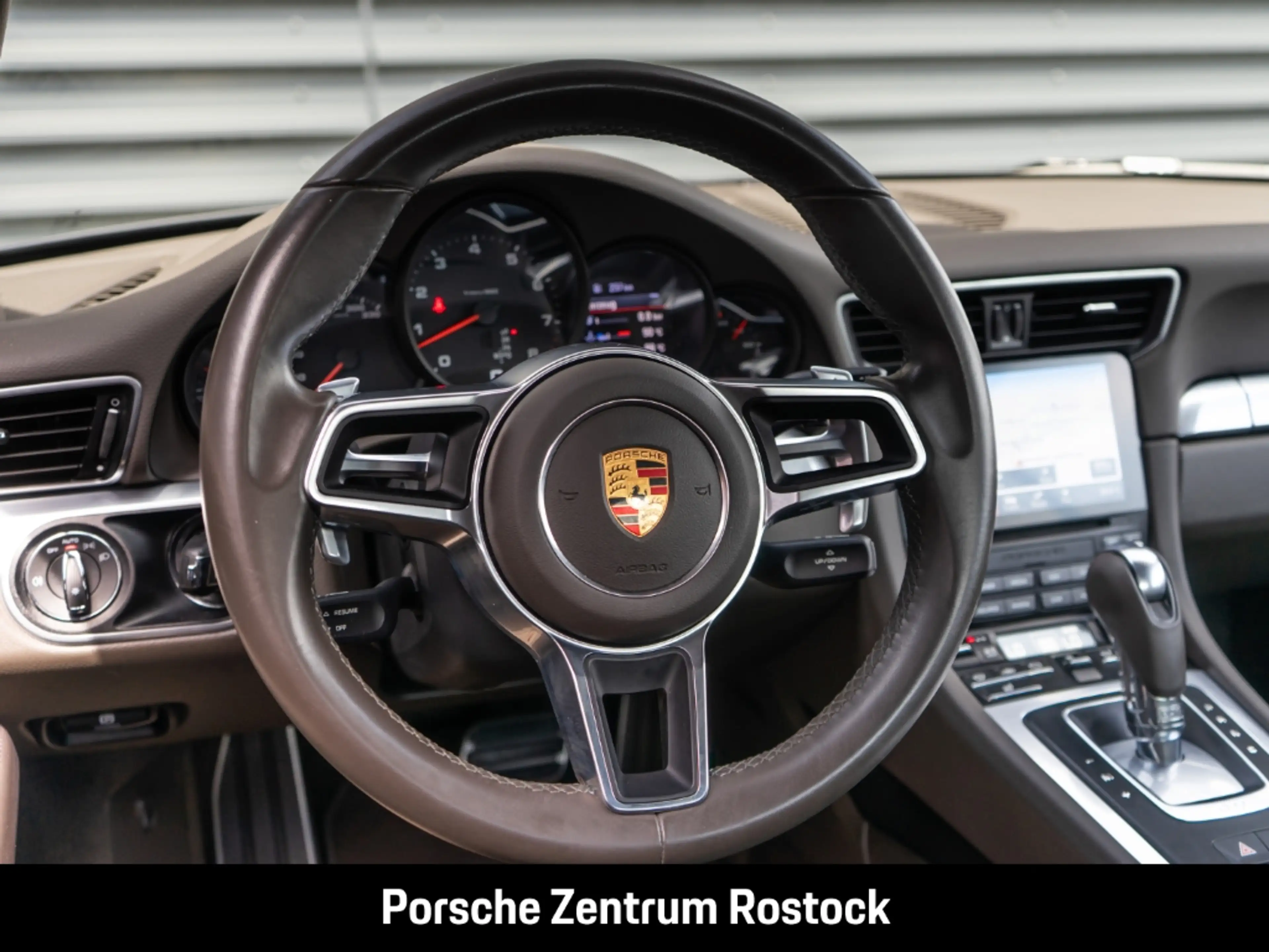 Porsche 991 -2 (911) Carrera Cabriolet — photo 6