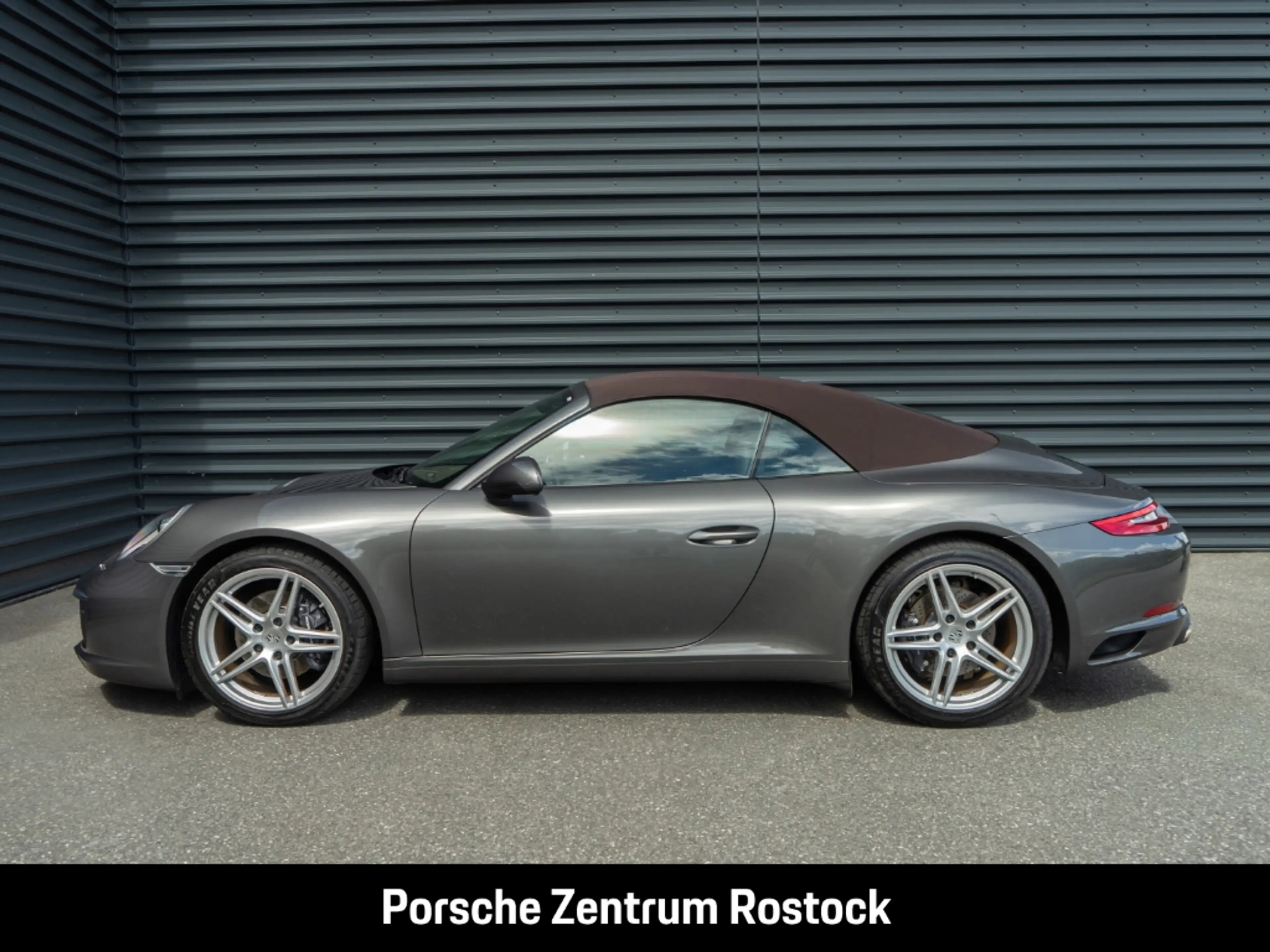 Porsche 991 -2 (911) Carrera Cabriolet — photo 12