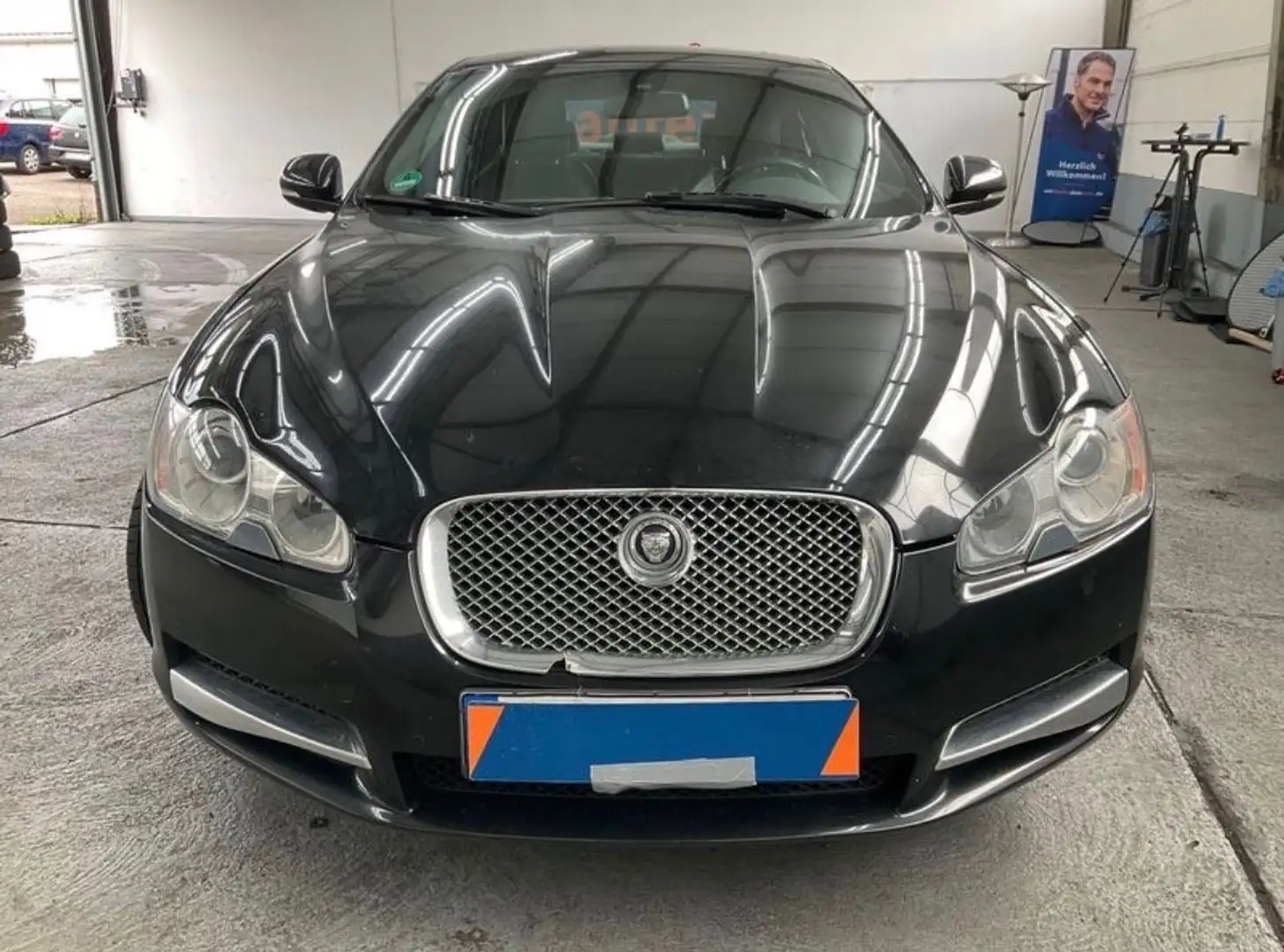 Jaguar XF 3.0 V6 Diesel S Portfolio Negro - 2
