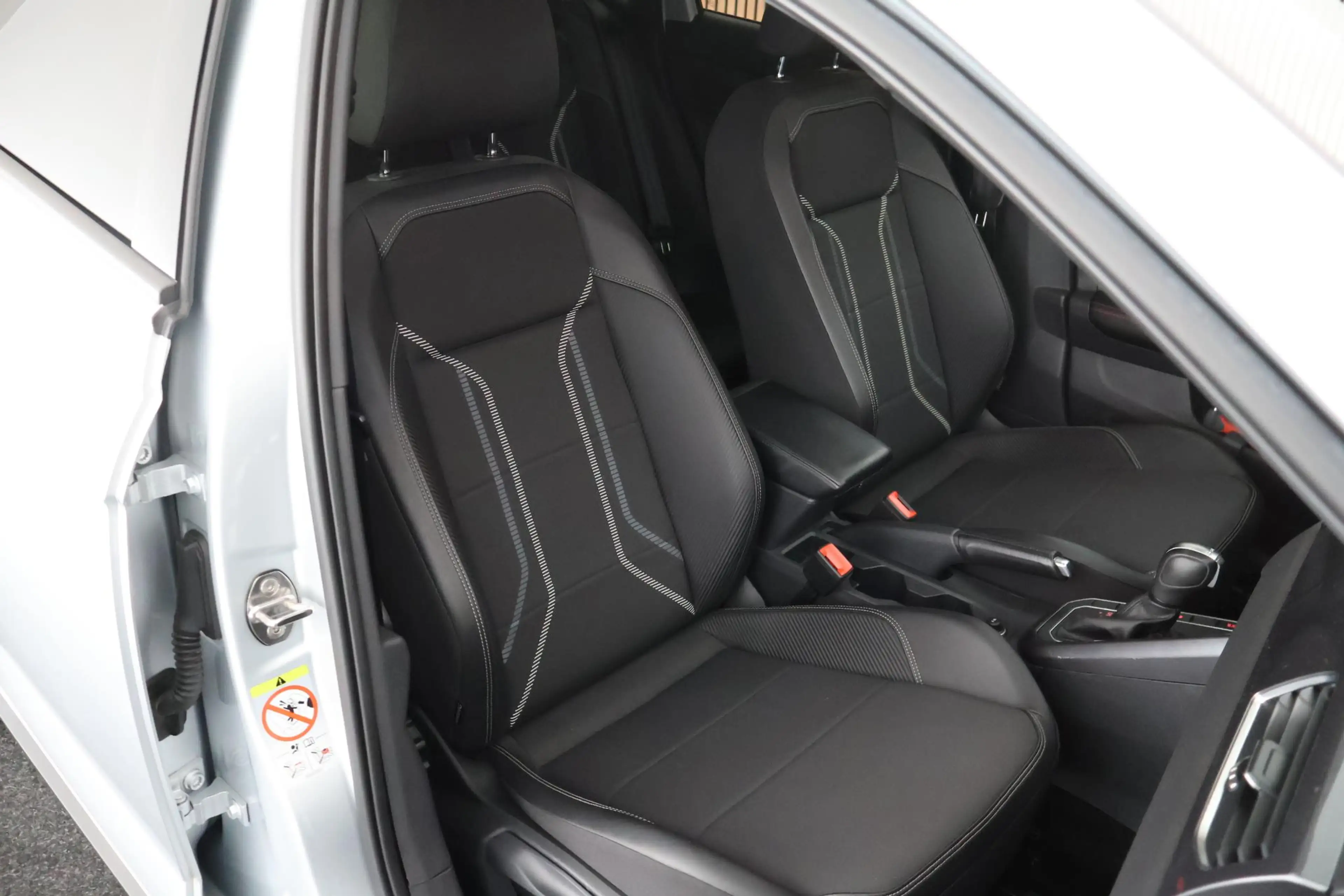 Volkswagen Polo 1.5 TSI 150pk DSG 2x R-Line Panoramadak Beats Came — photo 2