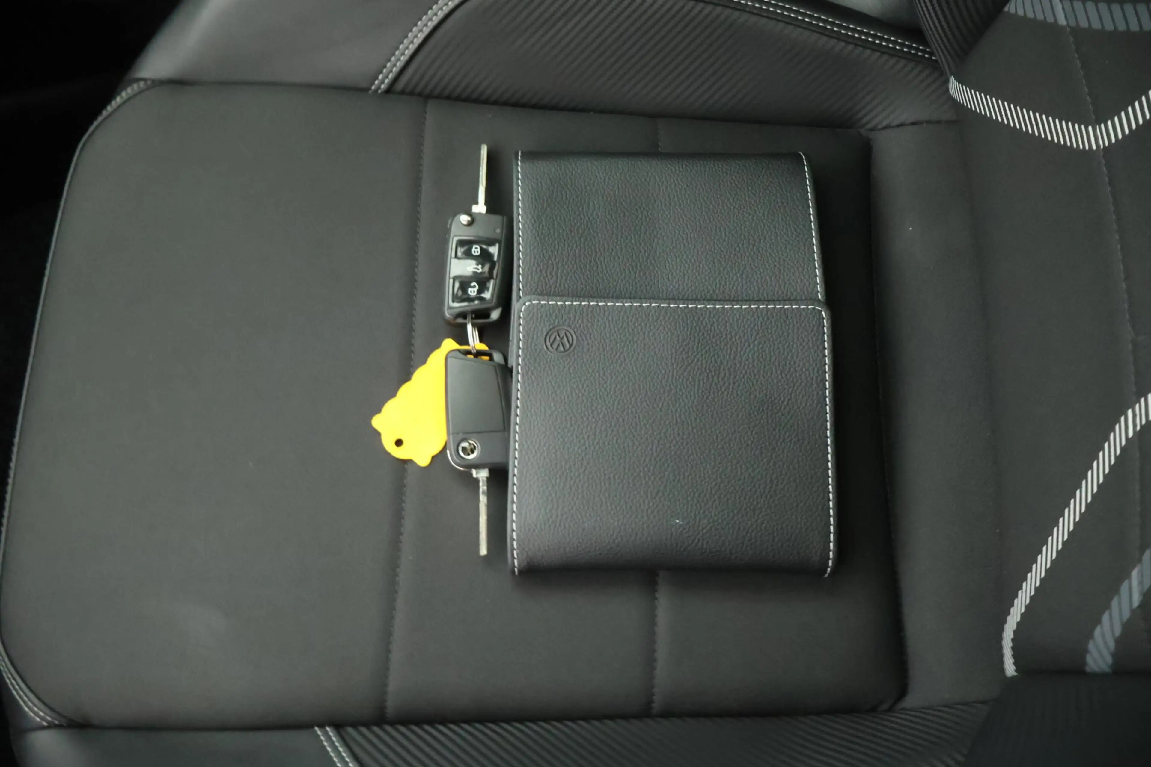 Volkswagen Polo 1.5 TSI 150pk DSG 2x R-Line Panoramadak Beats Came — photo 40