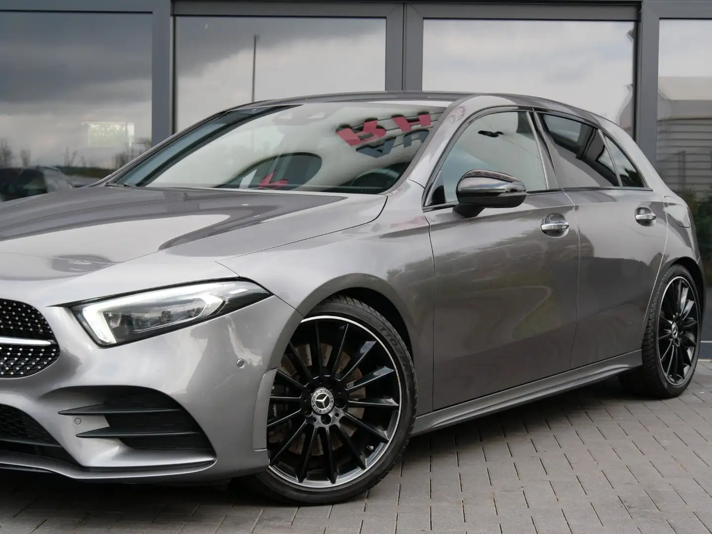 Mercedes-Benz A 250 AMG Line Night-Paket  ACC PDC+RFK Gri - 2