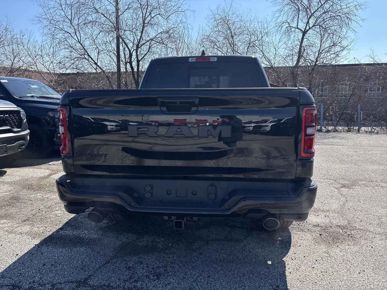 RAM 1500 снимка RAM 1500