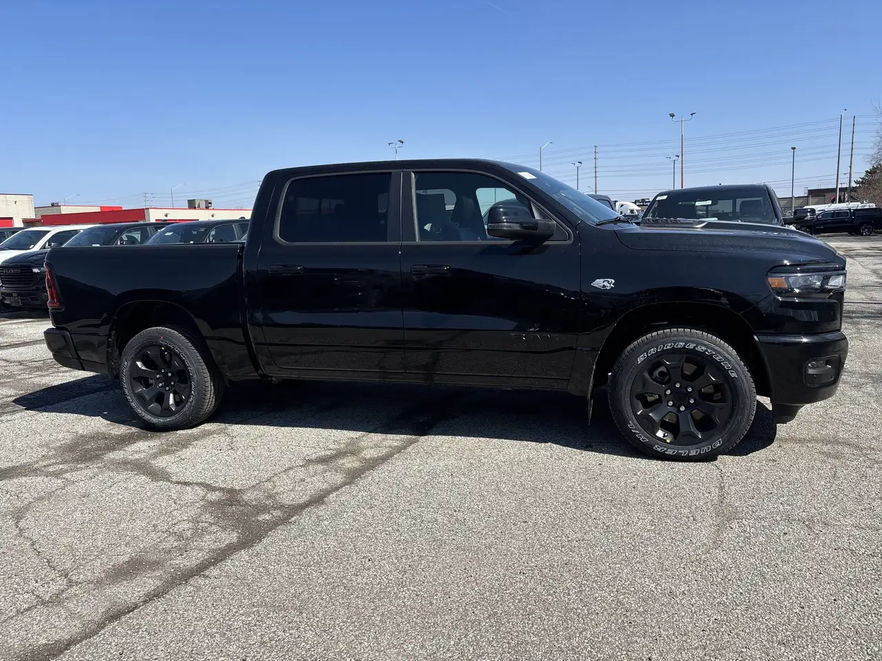 RAM 1500 снимка RAM 1500