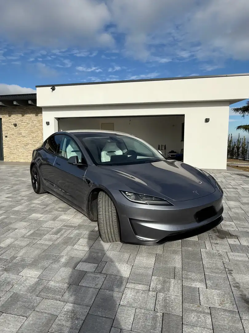 Tesla Model 3 Performance Dual Motor awd - 1