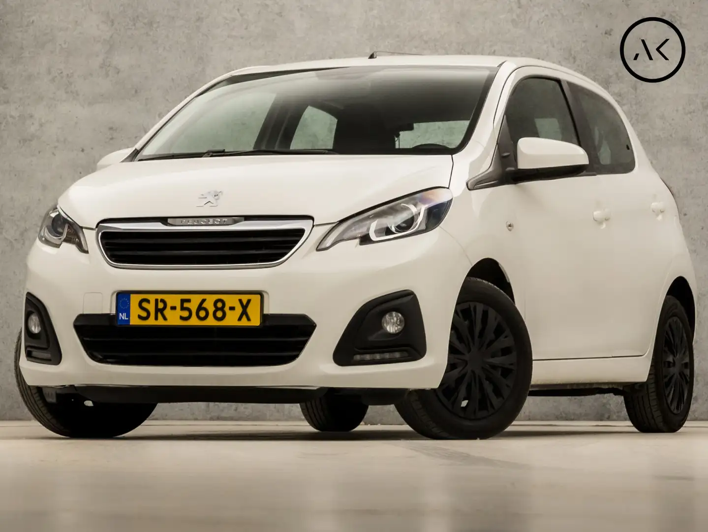 Peugeot 108 1.0 e-VTi Luxury Automaat (AIRCO, BLUETOOTH, 5-DEU Wit - 1