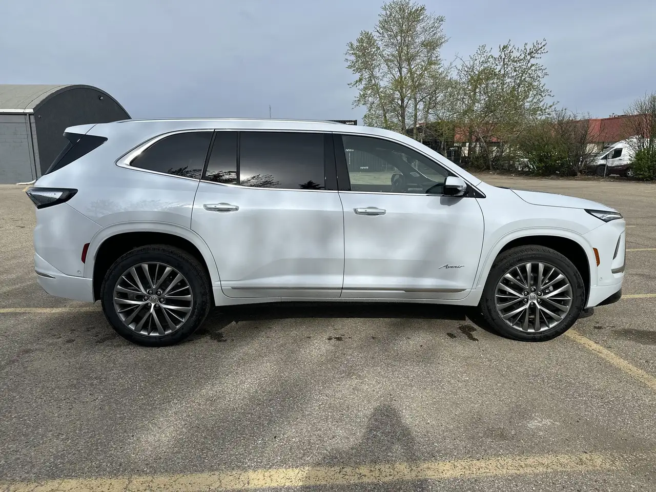 Buick Enclave снимка Buick Enclave