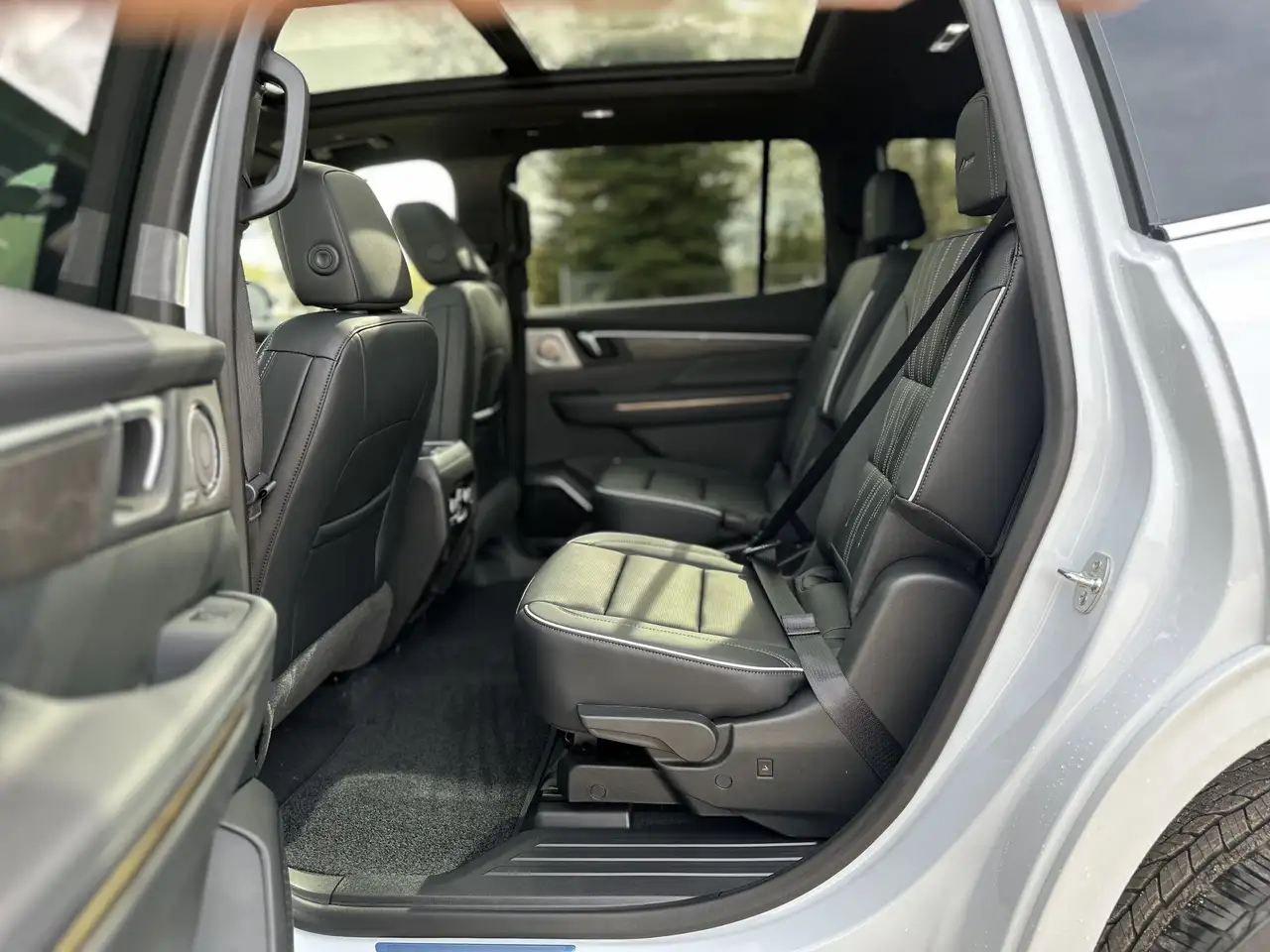 Buick Enclave снимка Buick Enclave
