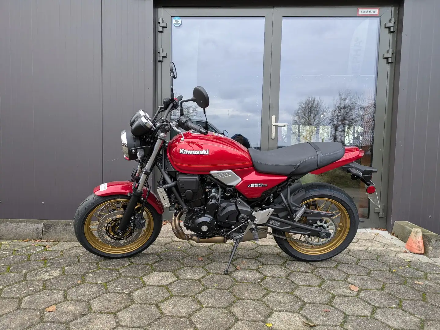 Kawasaki Z 650 RS Gar 2029 Roşu - 2