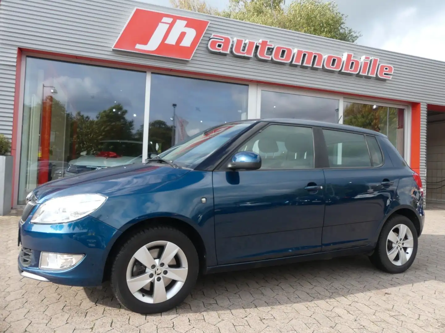 Skoda Fabia Ambition*DSG*PDC*8-fach*Sitzheizung Blau - 1