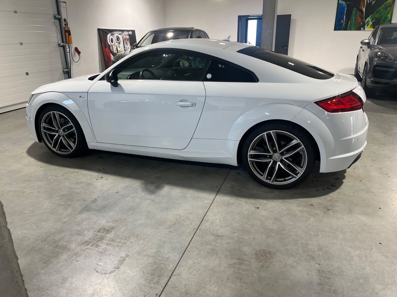 Audi TT Coupe 1.8 TFSI S-line Plus LED Navi EURO6 — photo 6
