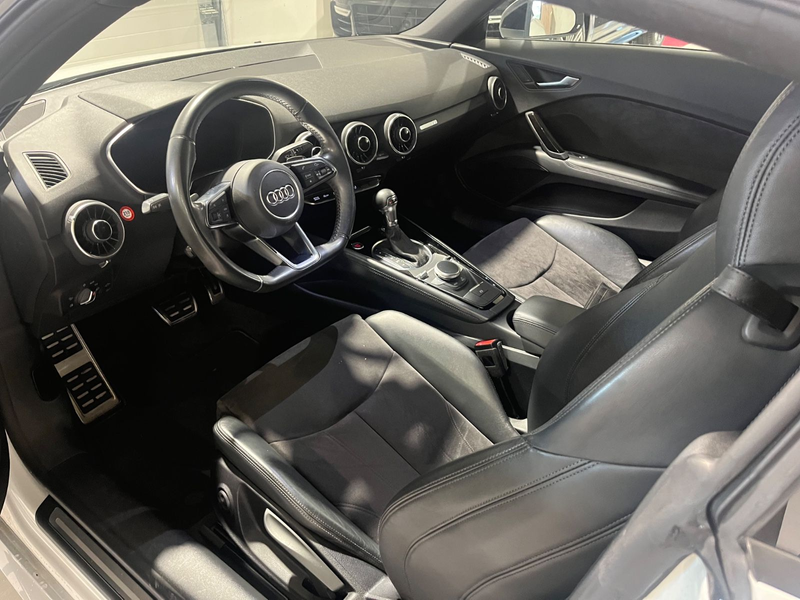 Audi TT Coupe 1.8 TFSI S-line Plus LED Navi EURO6 — photo 10