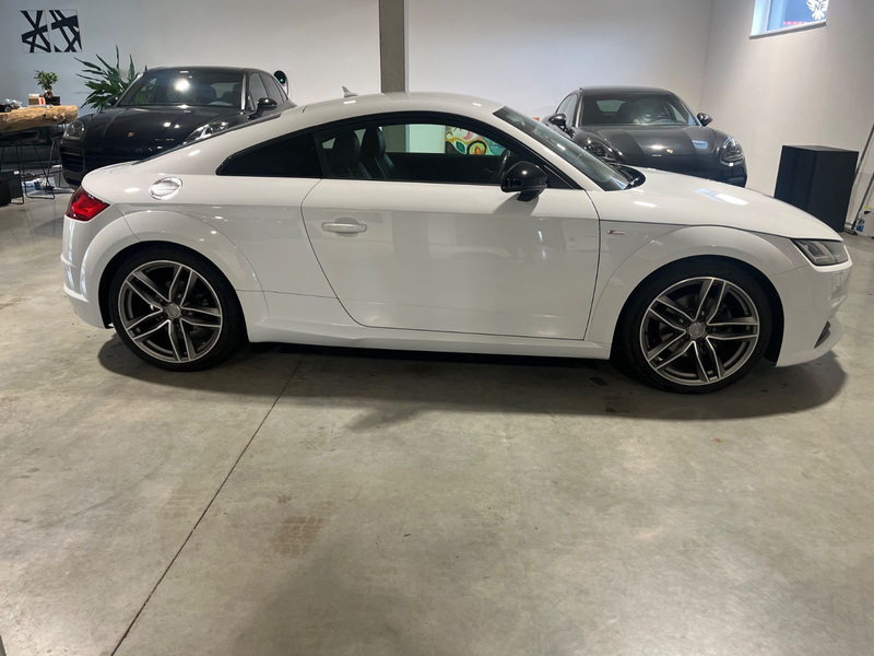 Audi TT Coupe 1.8 TFSI S-line Plus LED Navi EURO6 — photo 5