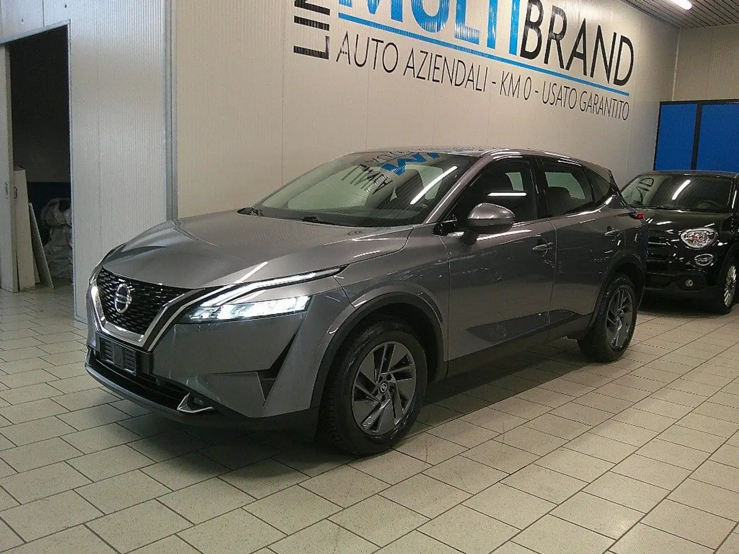 Nissan Qashqai MHEV 158 CV Xtronic Business Navi Garanzia 24M Grau - 2