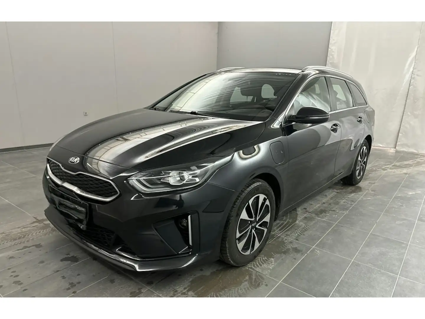 Kia Ceed SW / cee'd SW cee´d Sportswagon 1.6 Plug-in Hybrid Spirit Paket Schwarz - 1