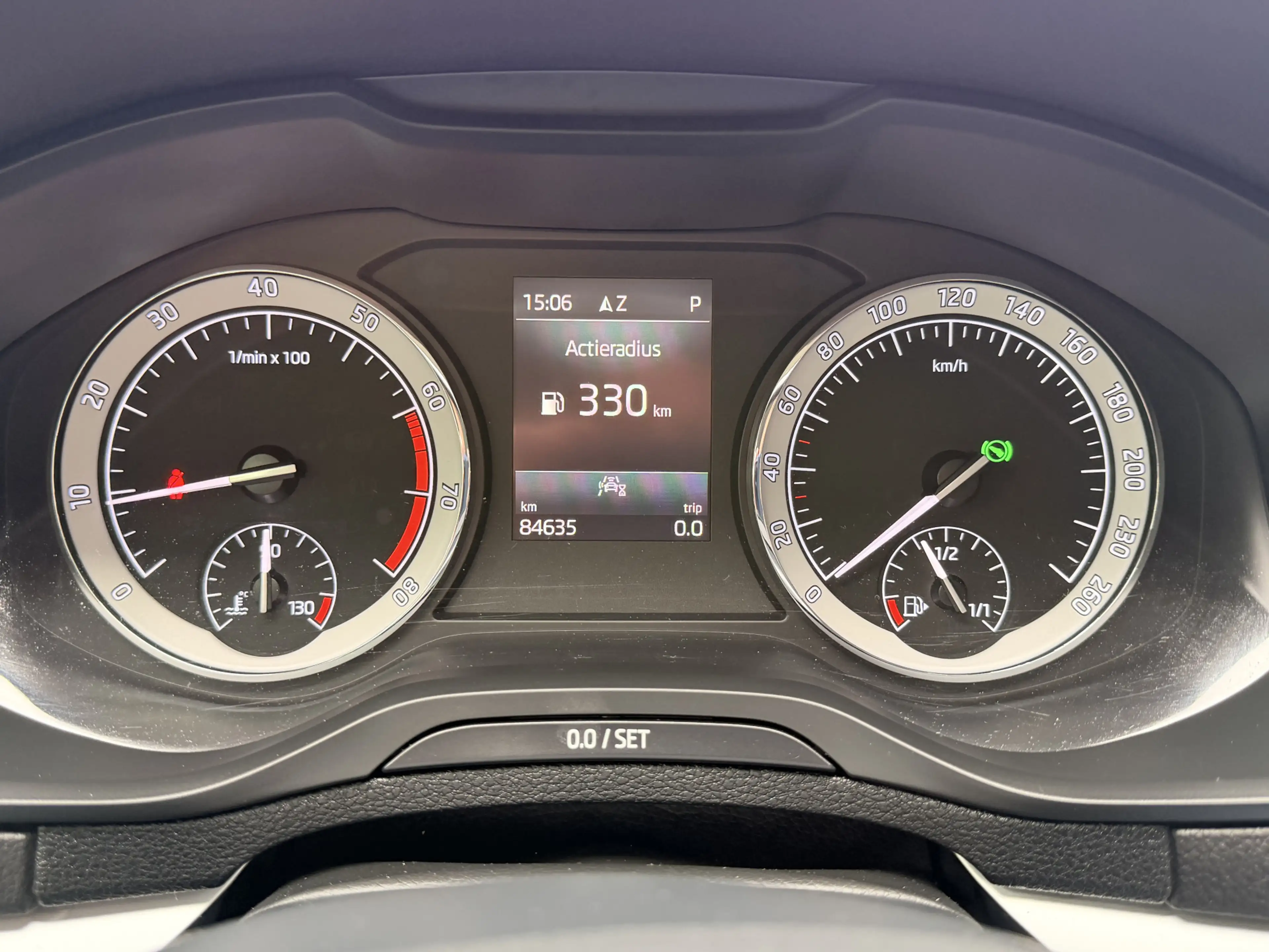 Skoda Karoq 1.5 TSI 150pk DSG ACT Business Edition Camera Navi — photo 10