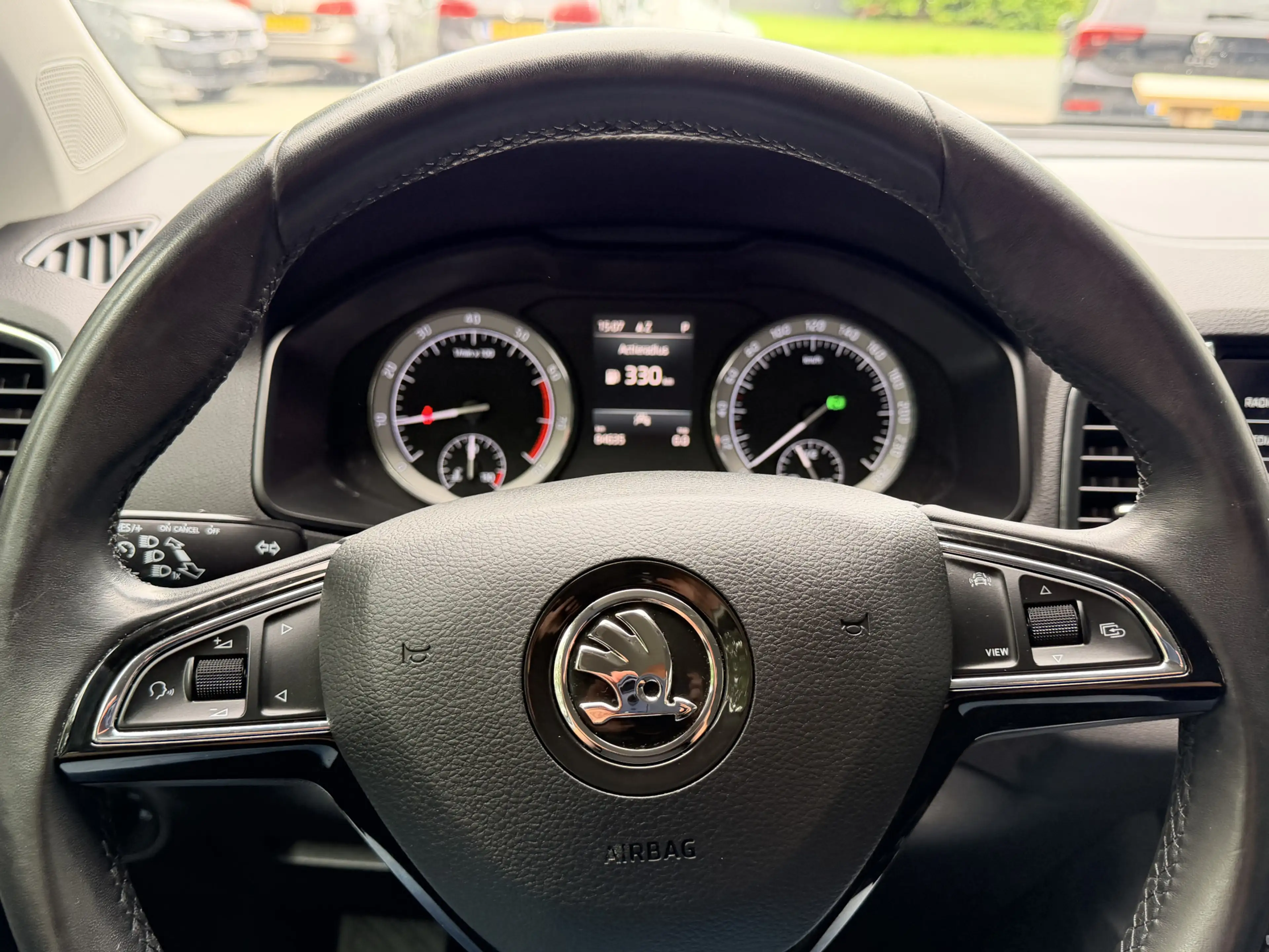 Skoda Karoq 1.5 TSI 150pk DSG ACT Business Edition Camera Navi — photo 11
