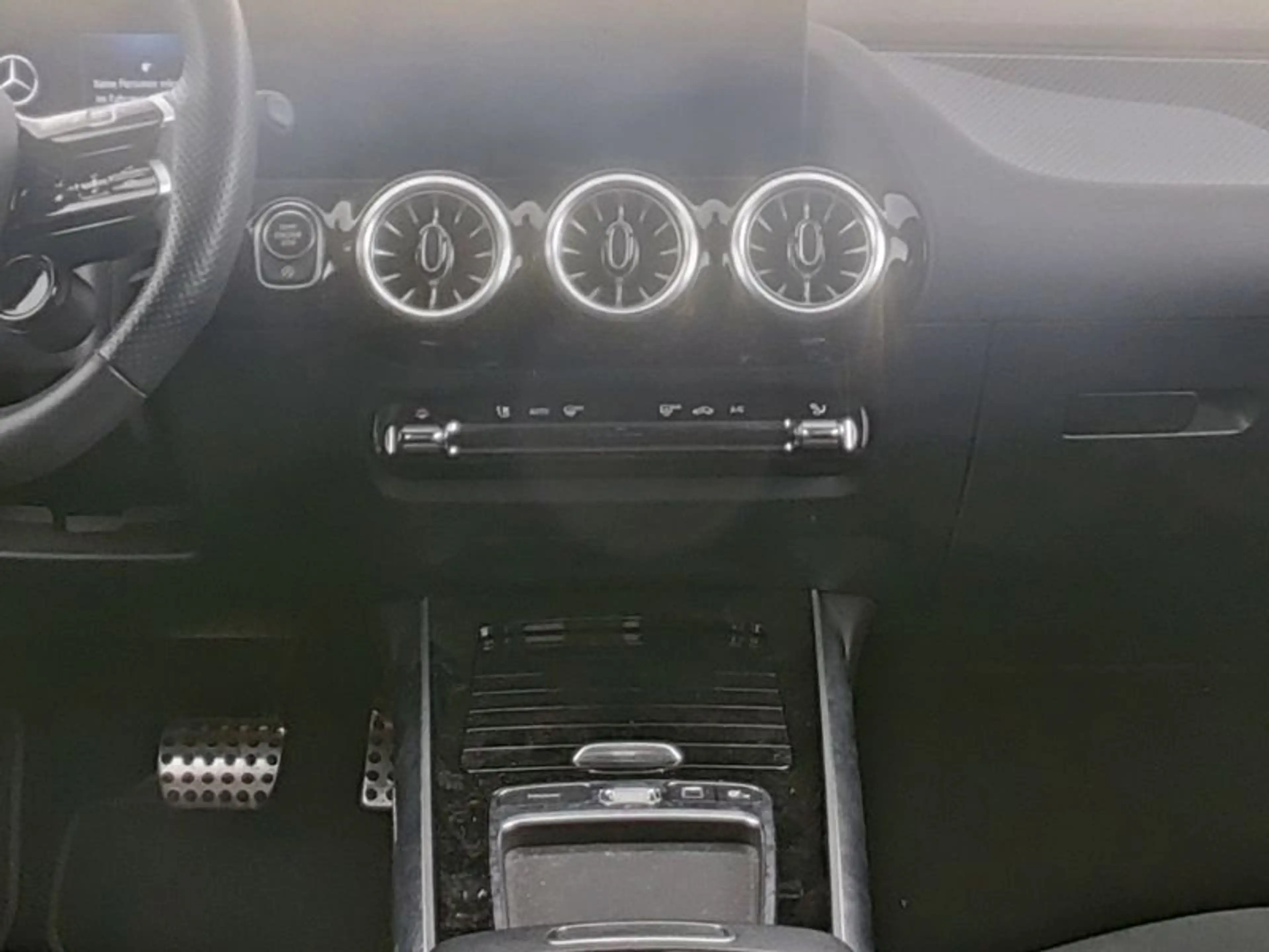Mercedes-Benz A 35 AMG GL 4M Aero/MLB/Pano/Burm/Night/Keyl/19' — photo 8