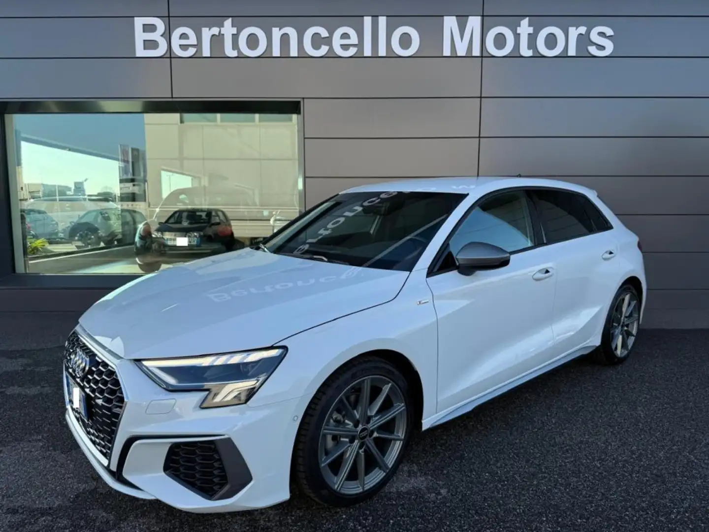Audi A3 SPB 35 TDI S-tronic S-LINE EDITION SLINE GAR. 2027 Blanc - 1