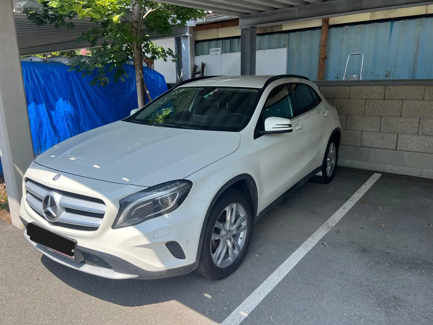 Mercedes-Benz GLA 200 GLA 200 d Aut. Weiß - 1