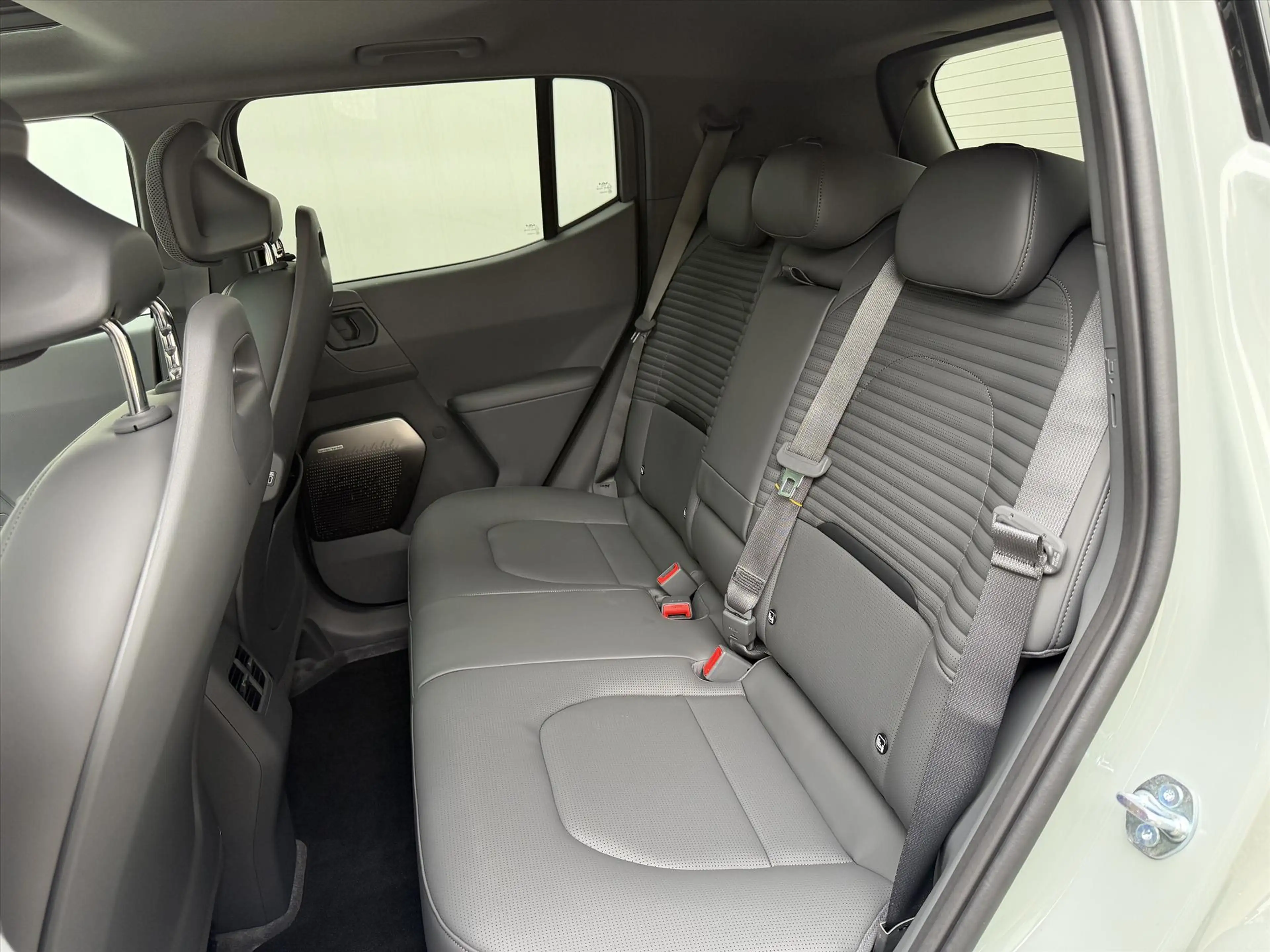 Kia EV2 61 kWh 135pk (5-zits) Black-Line — photo 26
